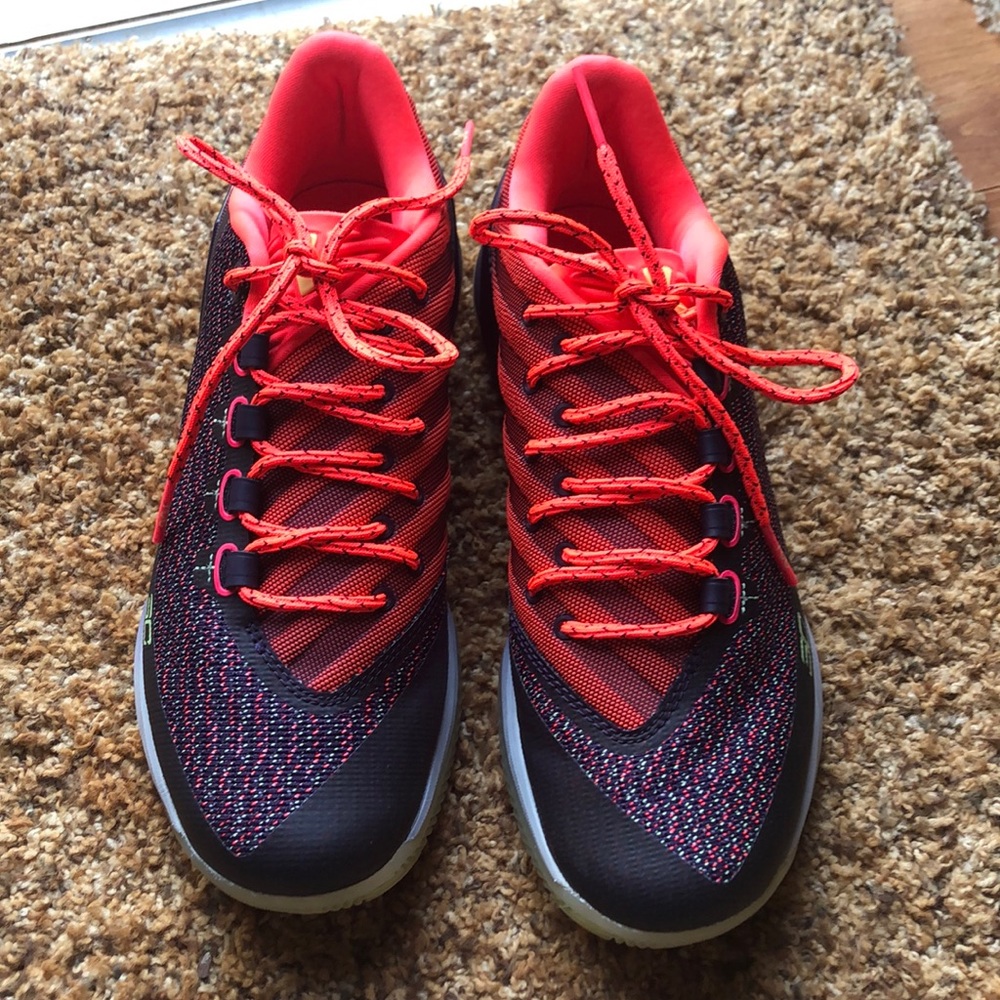 Curry 3 basketball shoes for Women!